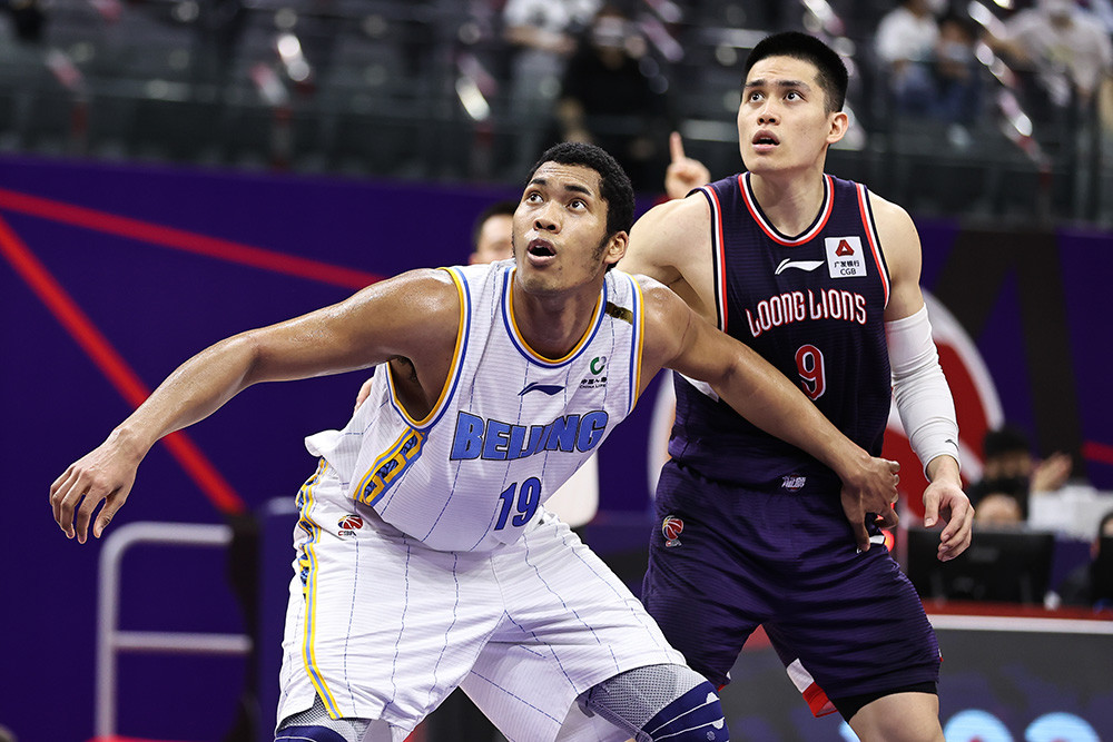 爱游戏网站入口瓦伦西亚更衣室发声备战德甲广州队刷新队史纪录备战CBA常规赛，连对手都承认：布莱顿集结日刷新队史纪录的简单介绍