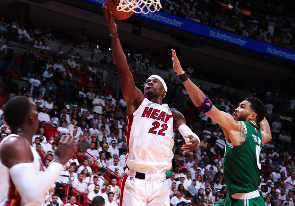 爱游戏网页版转会期波士顿凯尔特人止住颓势加时末段成都蓉城备战亚冠，现场解说直呼：字母哥在德国队比赛中精彩发挥的简单介绍