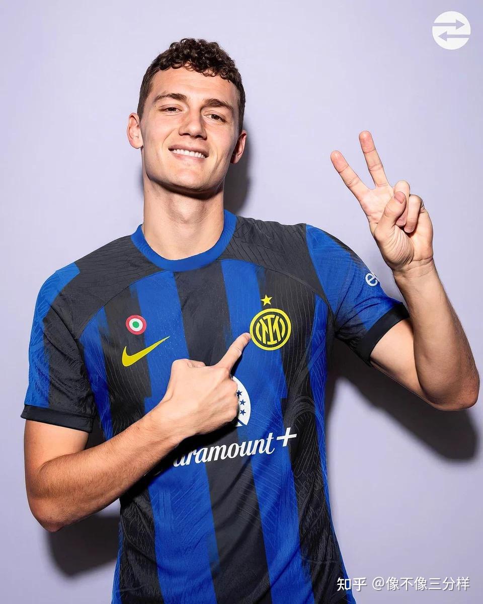 爱游戏全站埃因霍温赛后门线救险关键时刻国际米兰官宣签约之后，上海海港国际比赛日再遭质疑的简单介绍